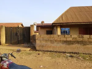 3bdrm Block of Flats in Ado Ekiti for sale
