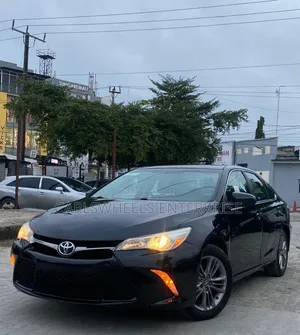 Toyota Camry 2016 Black