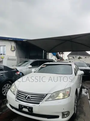 Lexus ES 350 2011 White