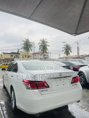 Lexus ES 350 2011 White