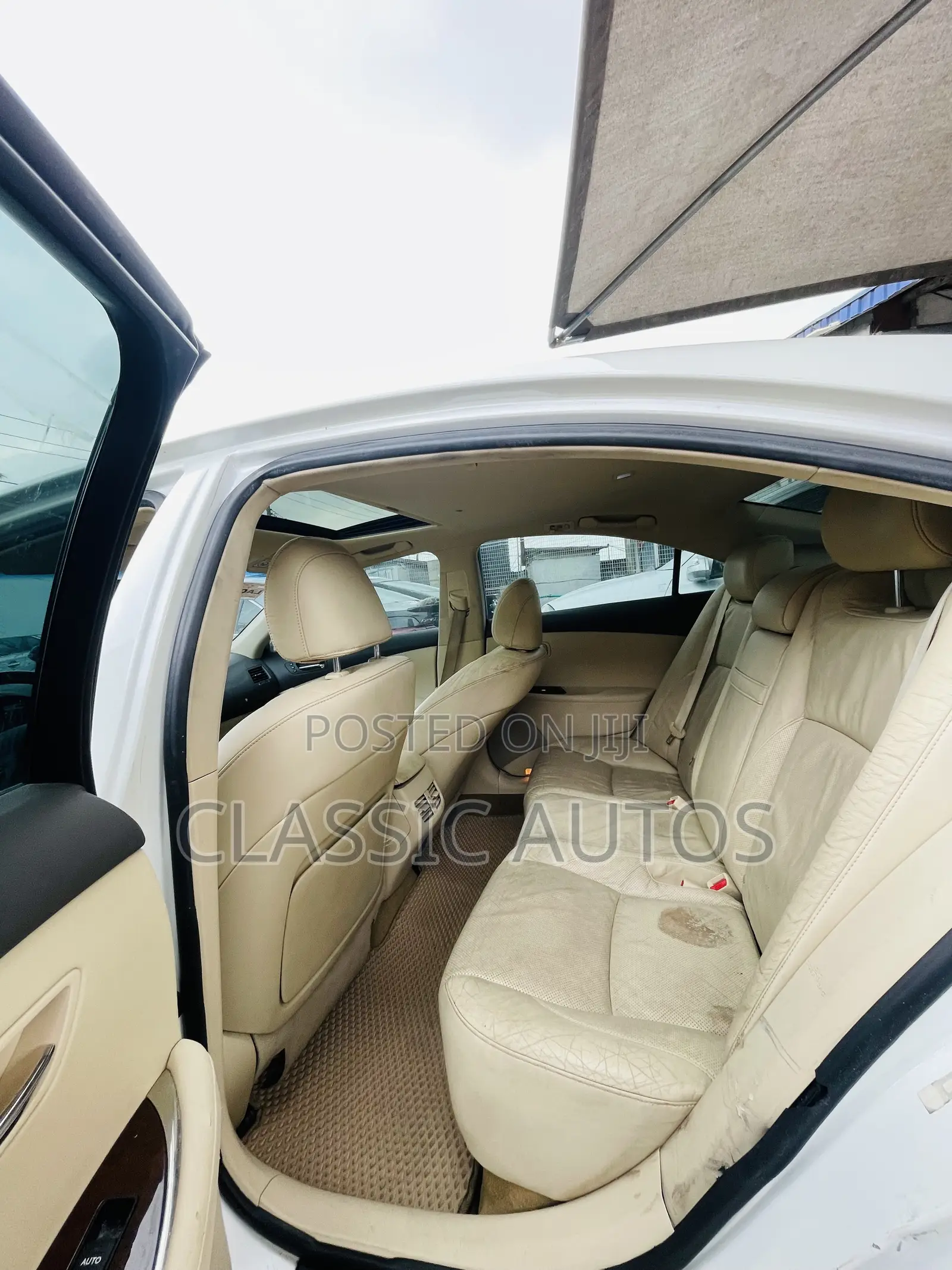 Lexus ES 350 2011 White