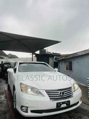 Lexus ES 350 2011 White