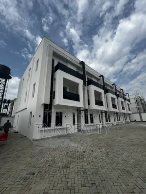 4bdrm Duplex in Jahi for sale