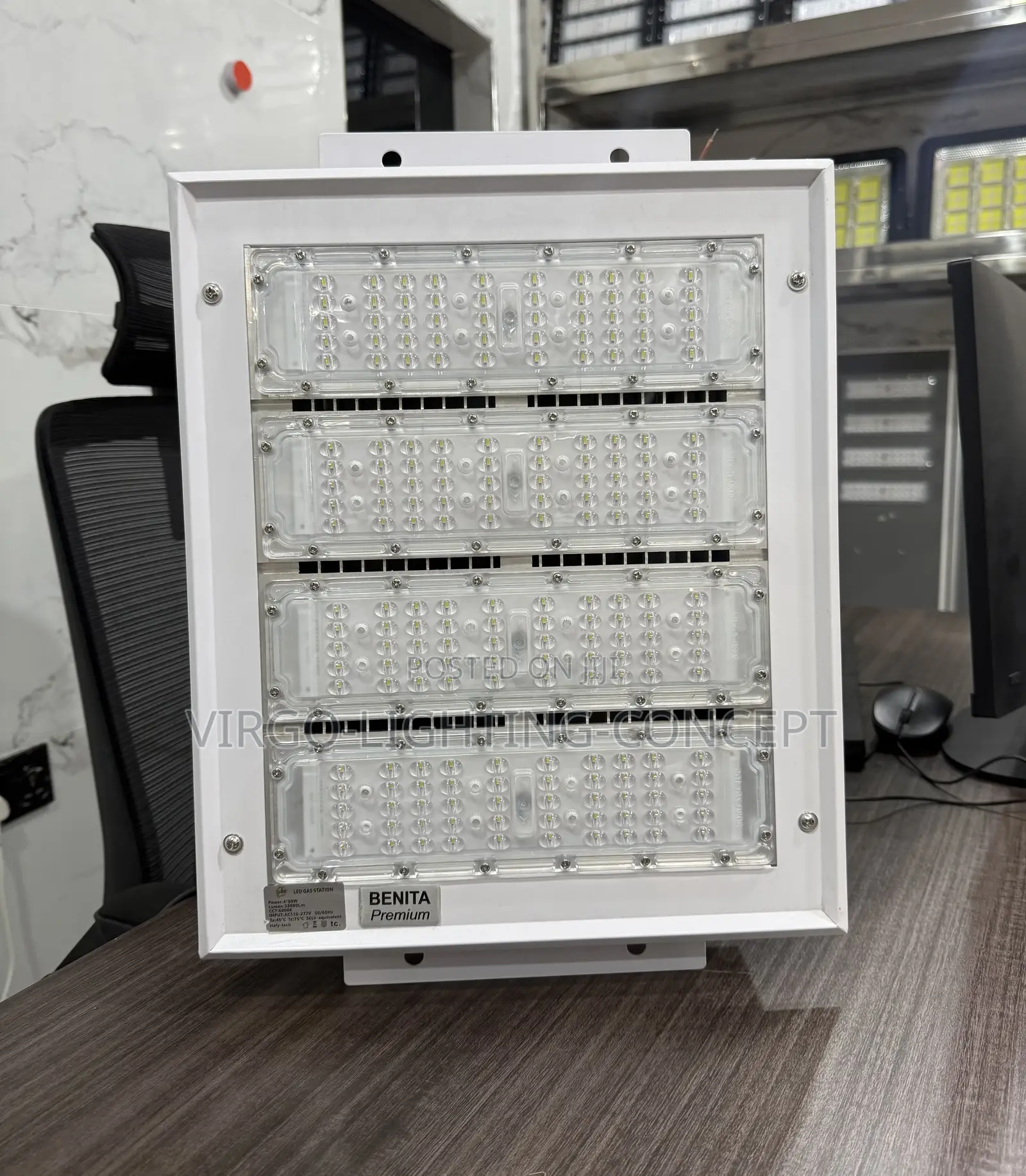200w Premium LED Gas Station and Canopy Light