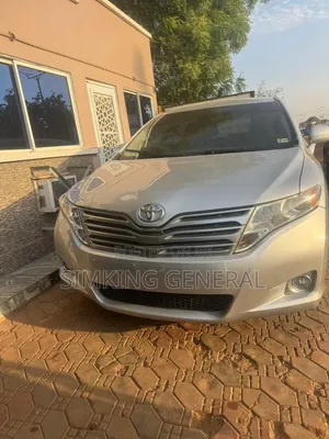 Toyota Venza 2010 Silver