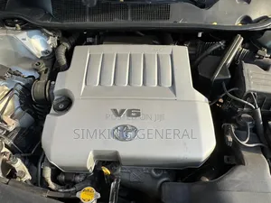 Toyota Venza 2010 Silver