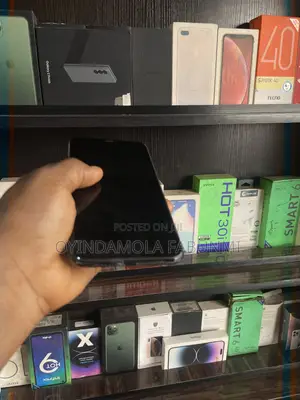 Apple iPhone 11 Pro Max 64 GB Black