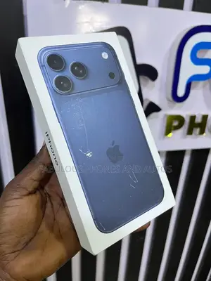 New Apple iPhone 17 Pro Max 256 GB Blue