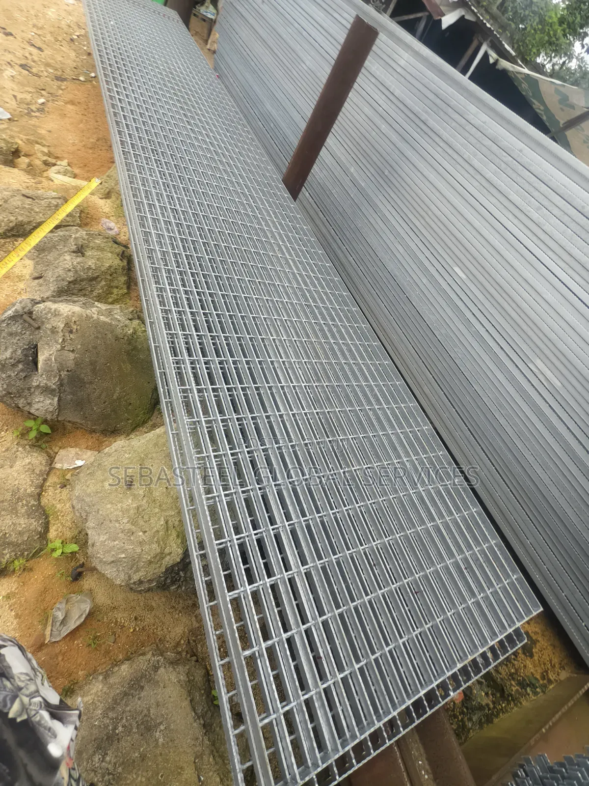 Galvanized Grating Closed 1x3mm