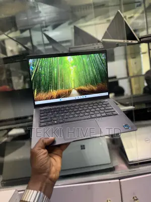 Laptop Dell Latitude 7420 16GB Intel Core i7 SSD 256GB