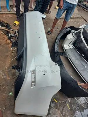 Back Bumper Es350 2015