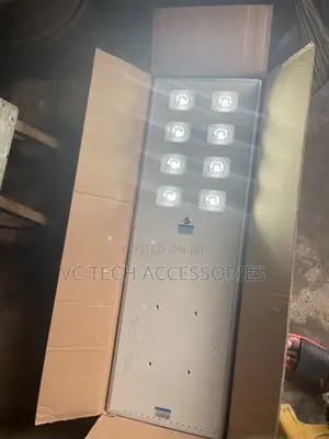 8Eyes Wakatek Solar Street Light