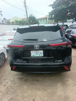 Toyota Highlander 2022 Black