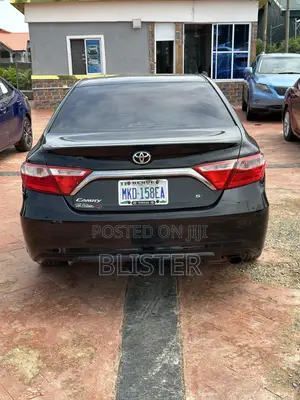 Toyota Camry 2016 Black