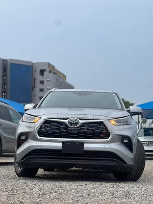 Toyota Highlander XLE AWD 2020 Silver