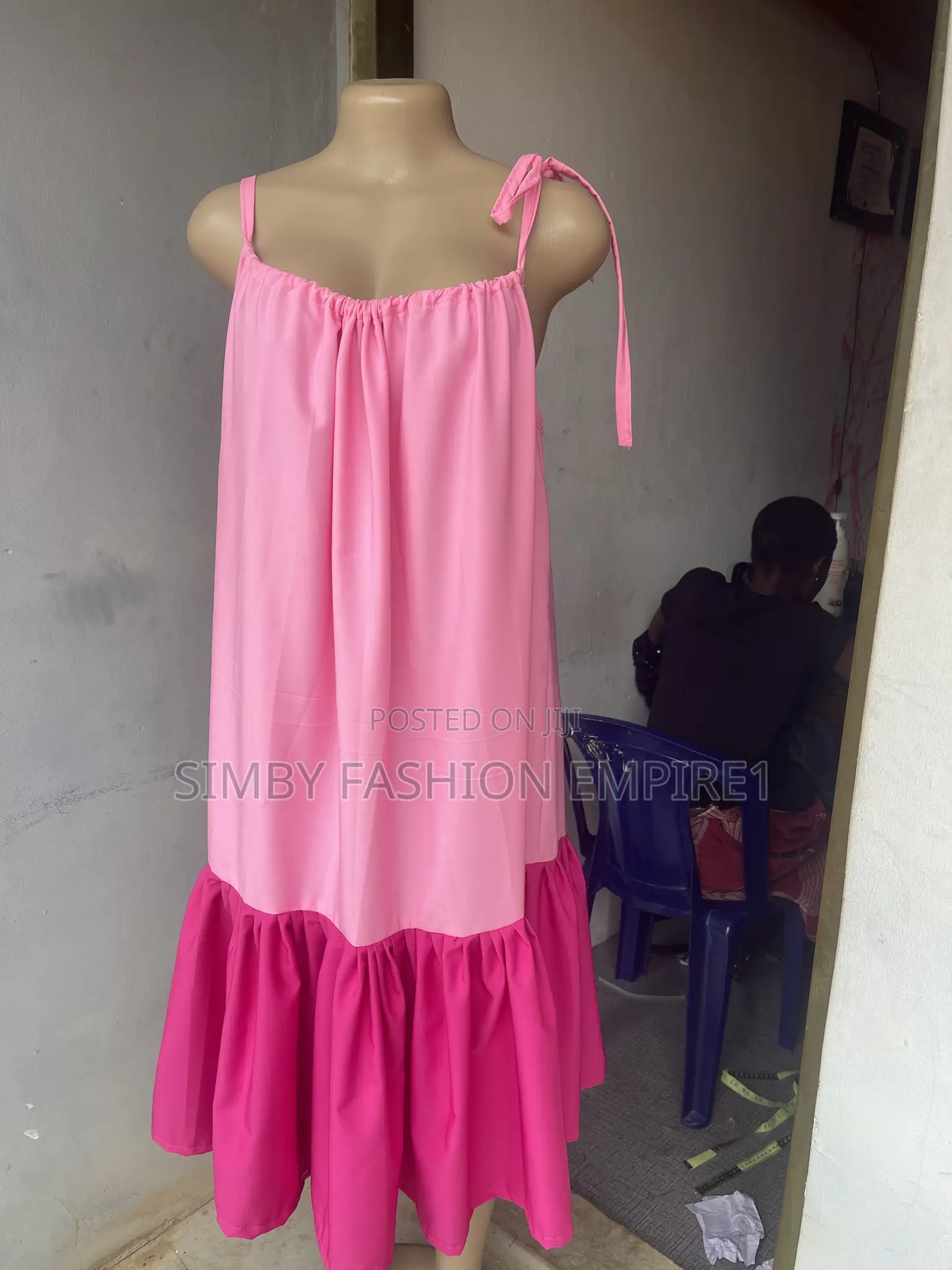 Sleveless Dress
