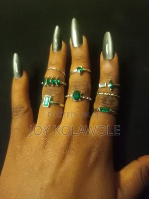 Trendy Knuckle Rings - Silver, Emerald Stone Color
