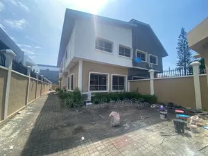4bdrm House in VGC / Ajah for rent