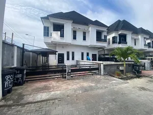 2bdrm Duplex in Chevron for rent
