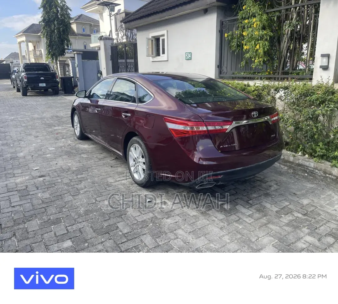 Toyota Avalon 2013 Maroon