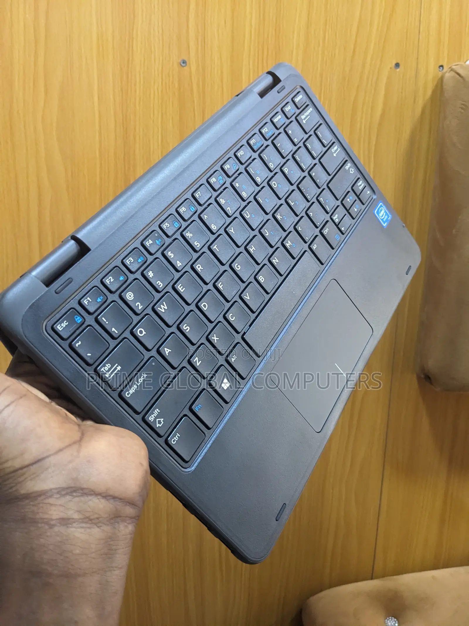 Laptop Dell Latitude 3190 4GB Intel Pentium SSD 128GB