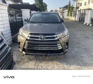 Toyota Highlander 2015 Gray