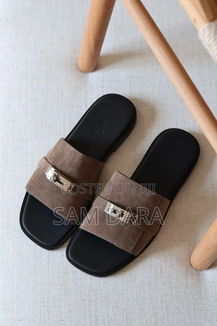 Dayrah Pairs
