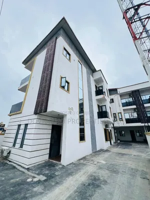 3bdrm Duplex in Ikota for rent