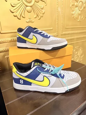 Nike  Dunk
