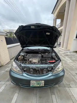 Toyota Camry 2004