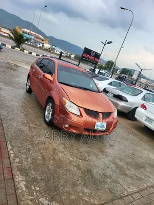 Pontiac Vibe Automatic 2004 Beige