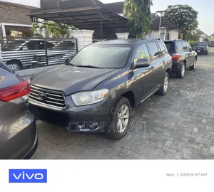 Toyota Highlander 2010 Gray