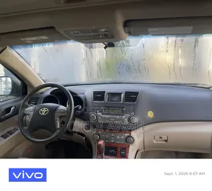 Toyota Highlander 2010 Gray