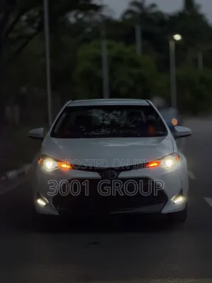 Toyota Corolla 2019 White