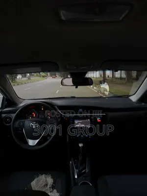 Toyota Corolla 2019 White