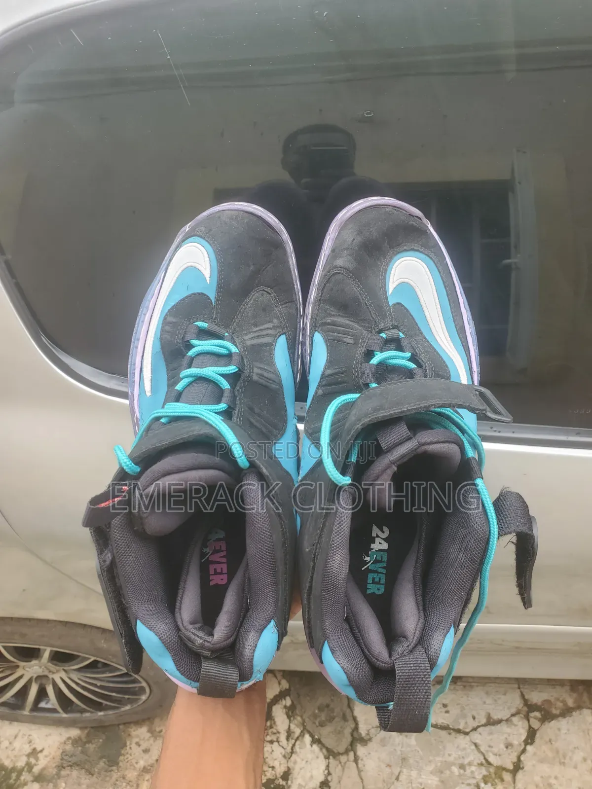 Nike Sneakers