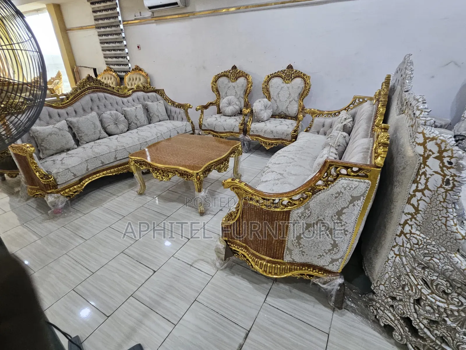 Sweet Egypt Sofa