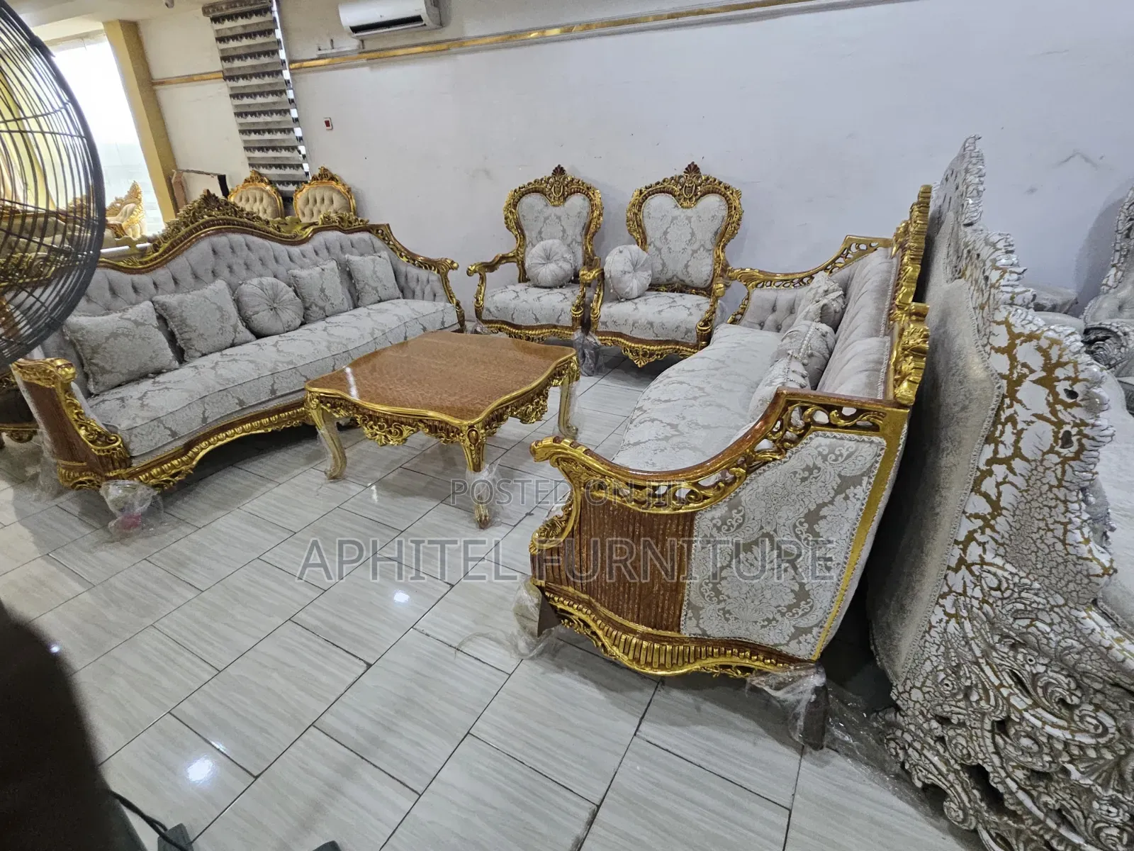 Sweet Egypt Sofa