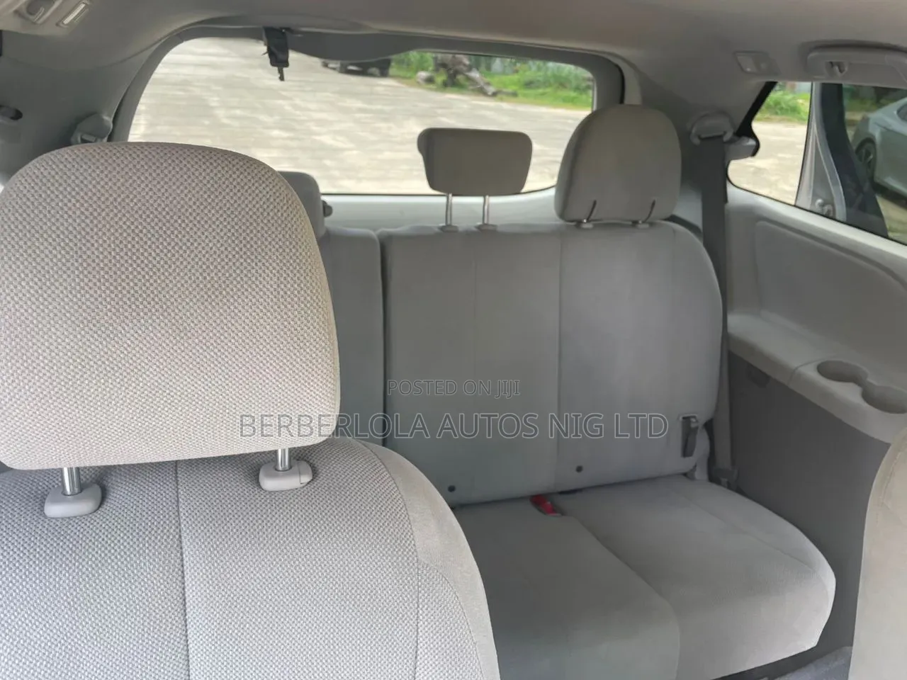 Toyota Sienna 2013 Silver