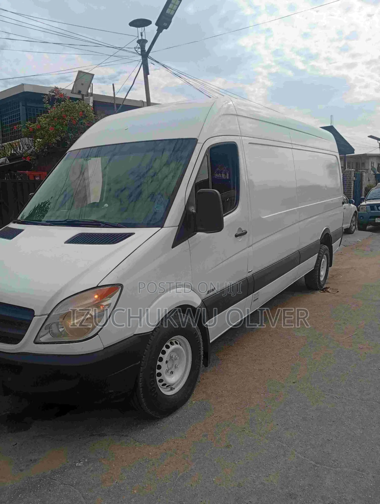 2 Ton Van for Hire