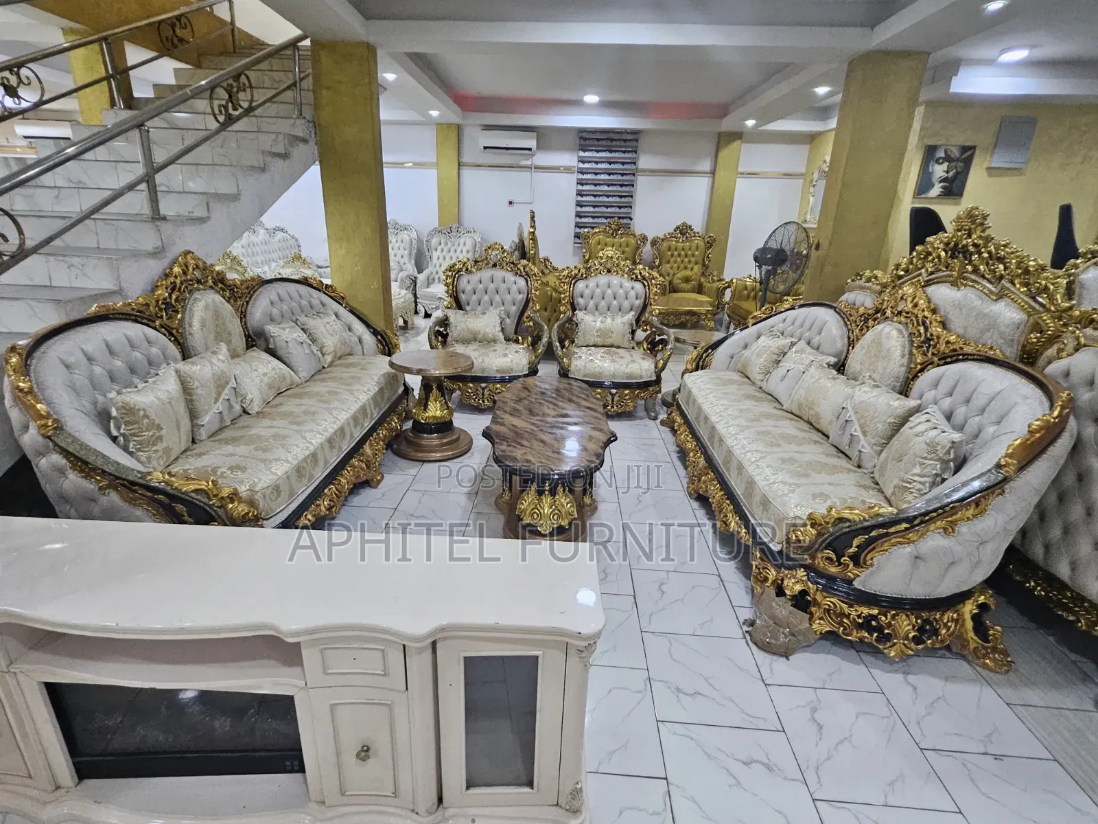 Superb Royal Sofa