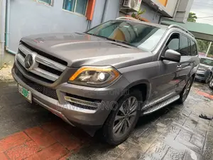 Mercedes-Benz GL-Class 2015 Green
