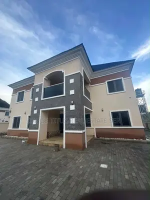 4bdrm Duplex in By Apo Mechanics for rent