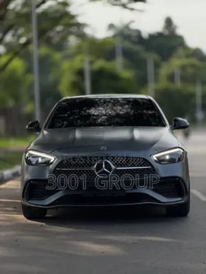 Mercedes-Benz C300 2024 Black