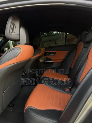 Mercedes-Benz C300 2024 Black