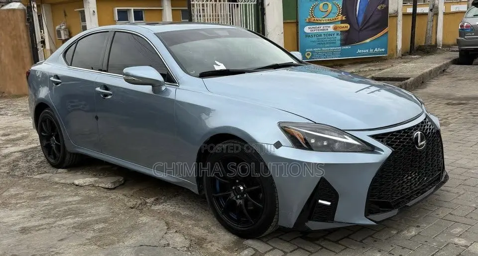 Lexus IS 2010 Blue