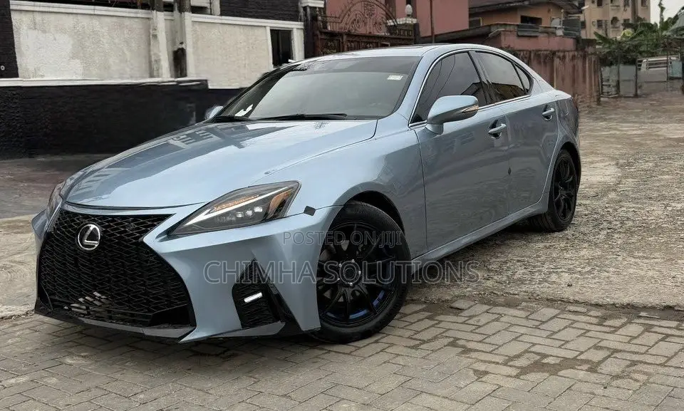 Lexus IS 2010 Blue