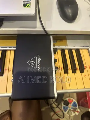 Behringer U-Phoria Umc204hd