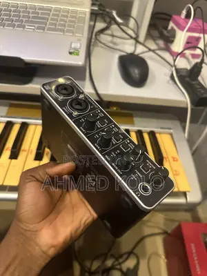 Behringer U-Phoria Umc204hd