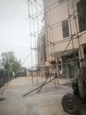 Installation of Industrial Metal Scarfolding